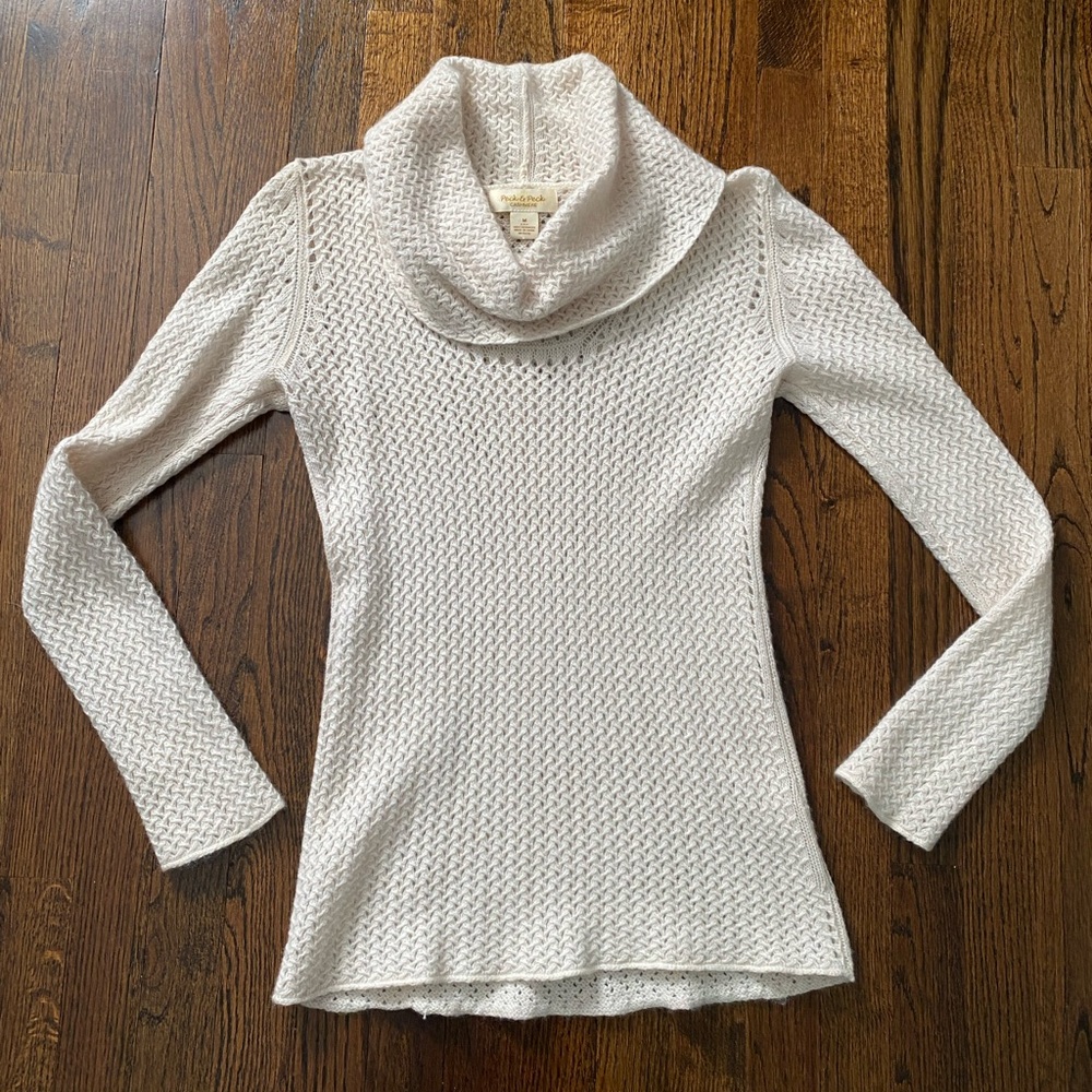 cashmere sweater turtleneck/cowl neck open weave lightweight casual luxury M
